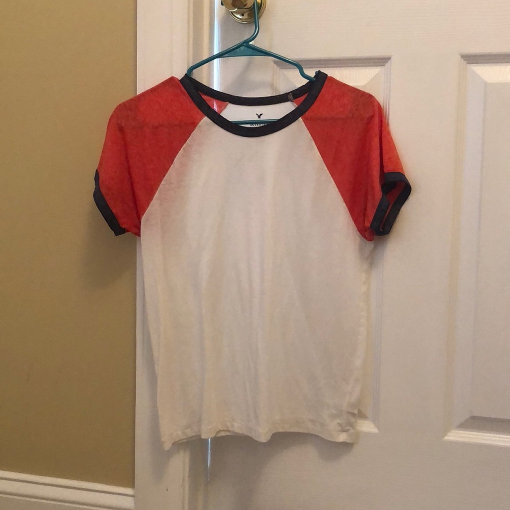 American eagle tee shirt !!